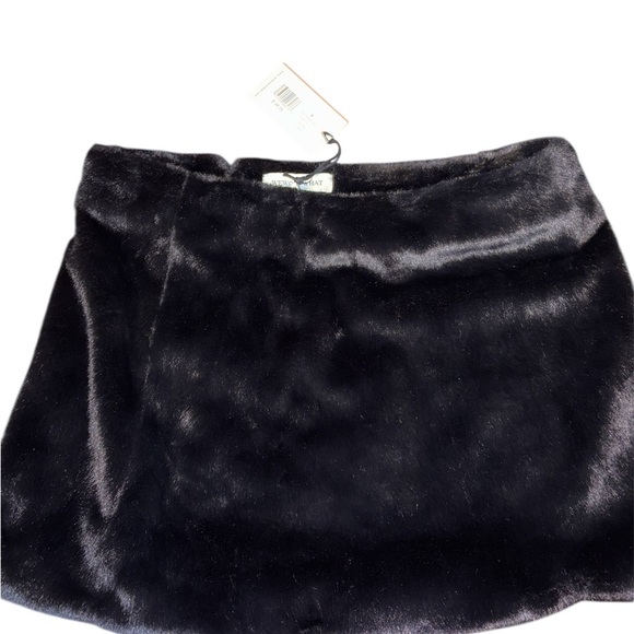 WeWoreWhat Black Mini Skirt - Picture 4 of 6